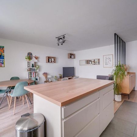 شقة Pleasant Flat In Bordeaux With Terrace And Parking المظهر الخارجي الصورة