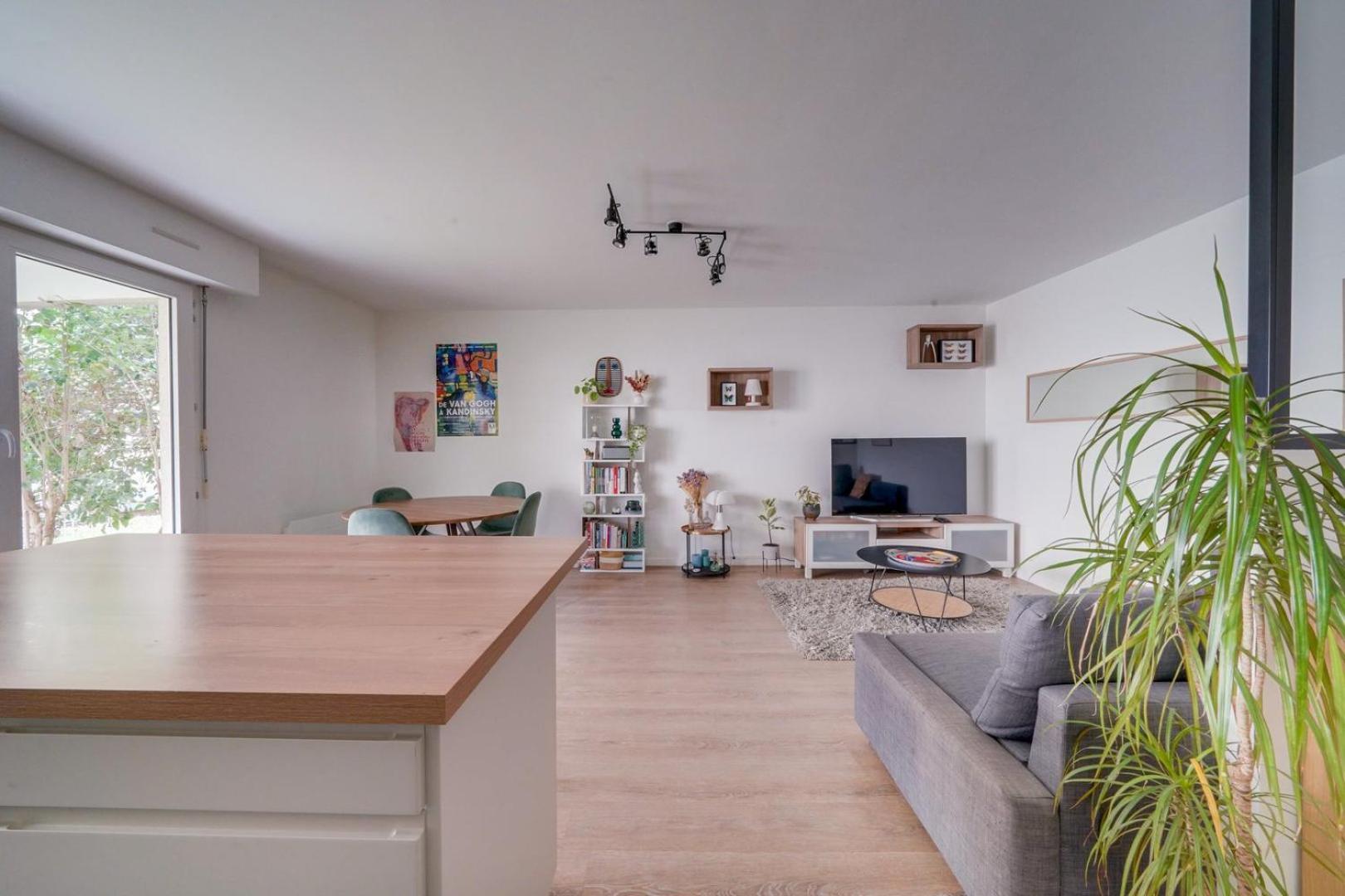 شقة Pleasant Flat In Bordeaux With Terrace And Parking المظهر الخارجي الصورة