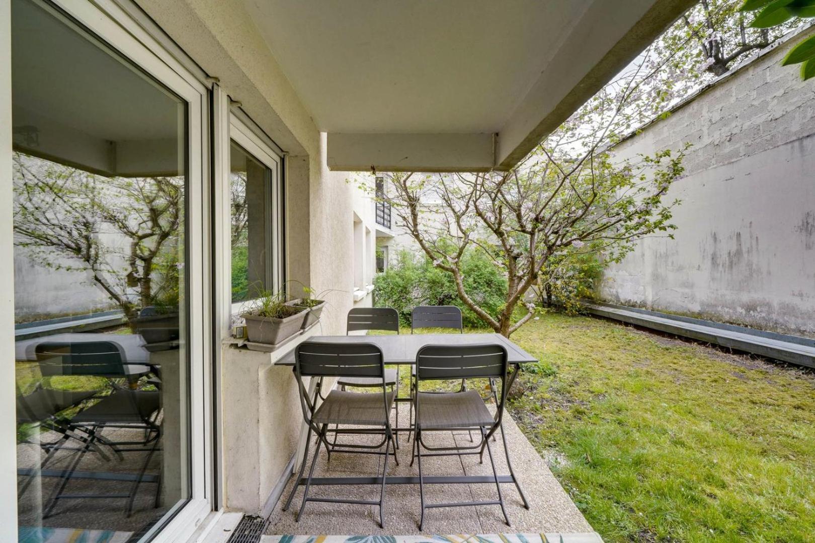 شقة Pleasant Flat In Bordeaux With Terrace And Parking المظهر الخارجي الصورة